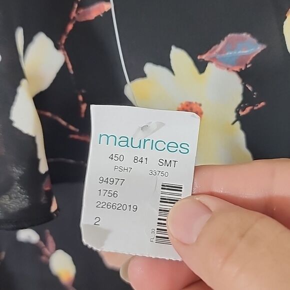 Maurices floral multi-color flowy plus size tank top size 2X NWT - Picture 4 of 7